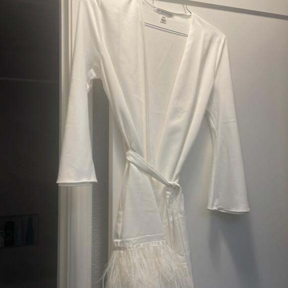 Rya Collection Swan Cover Up Robe - Picture 3 of 4
